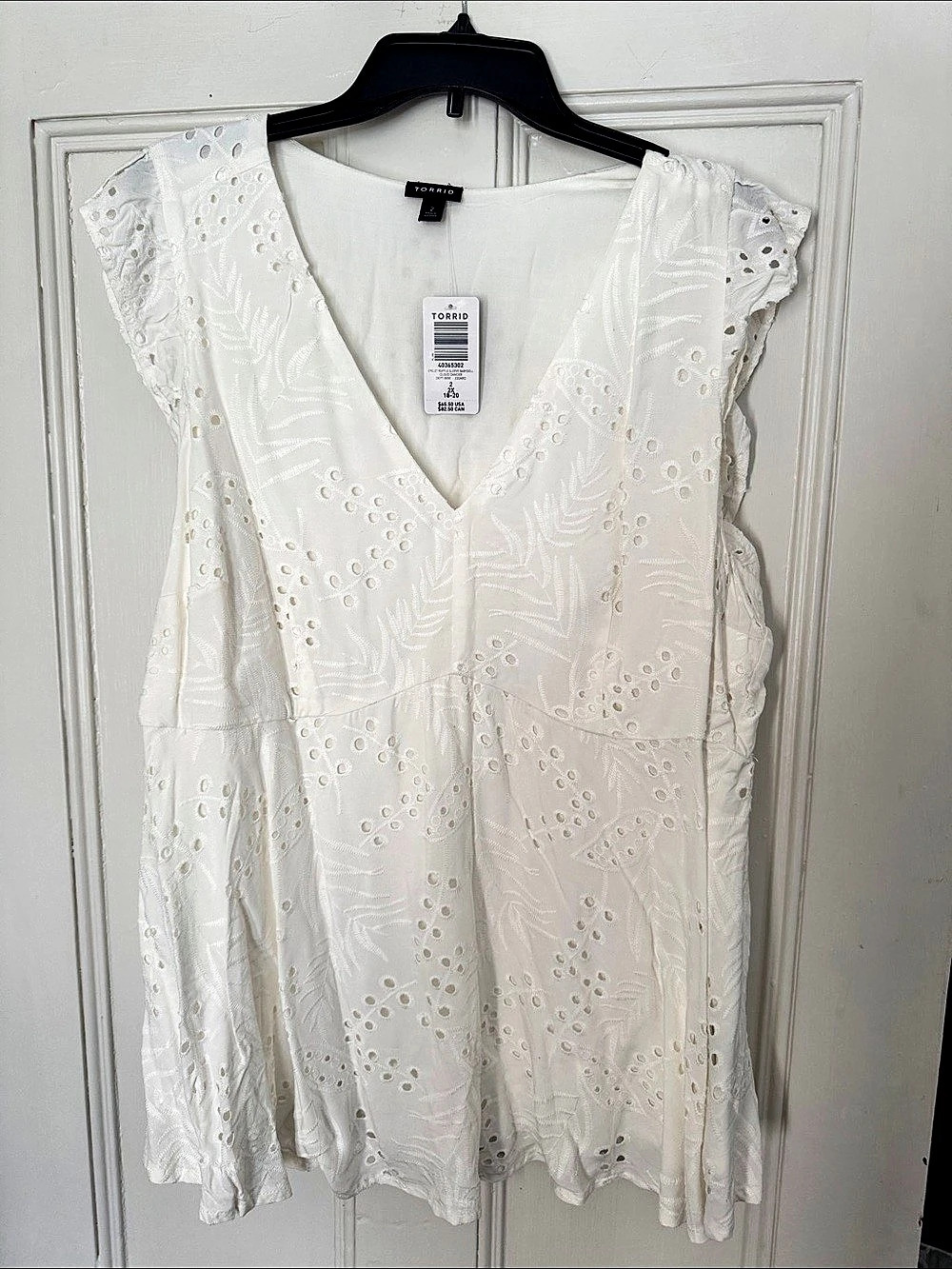 Torrid Eyelet Ruffle Sleeve Babydoll Top White Size 2